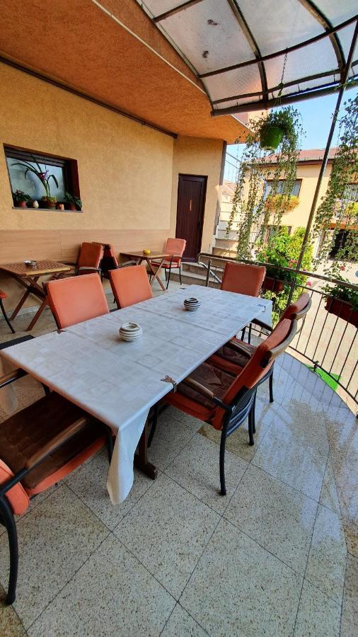 Pensiunea Select Arad Exterior foto
